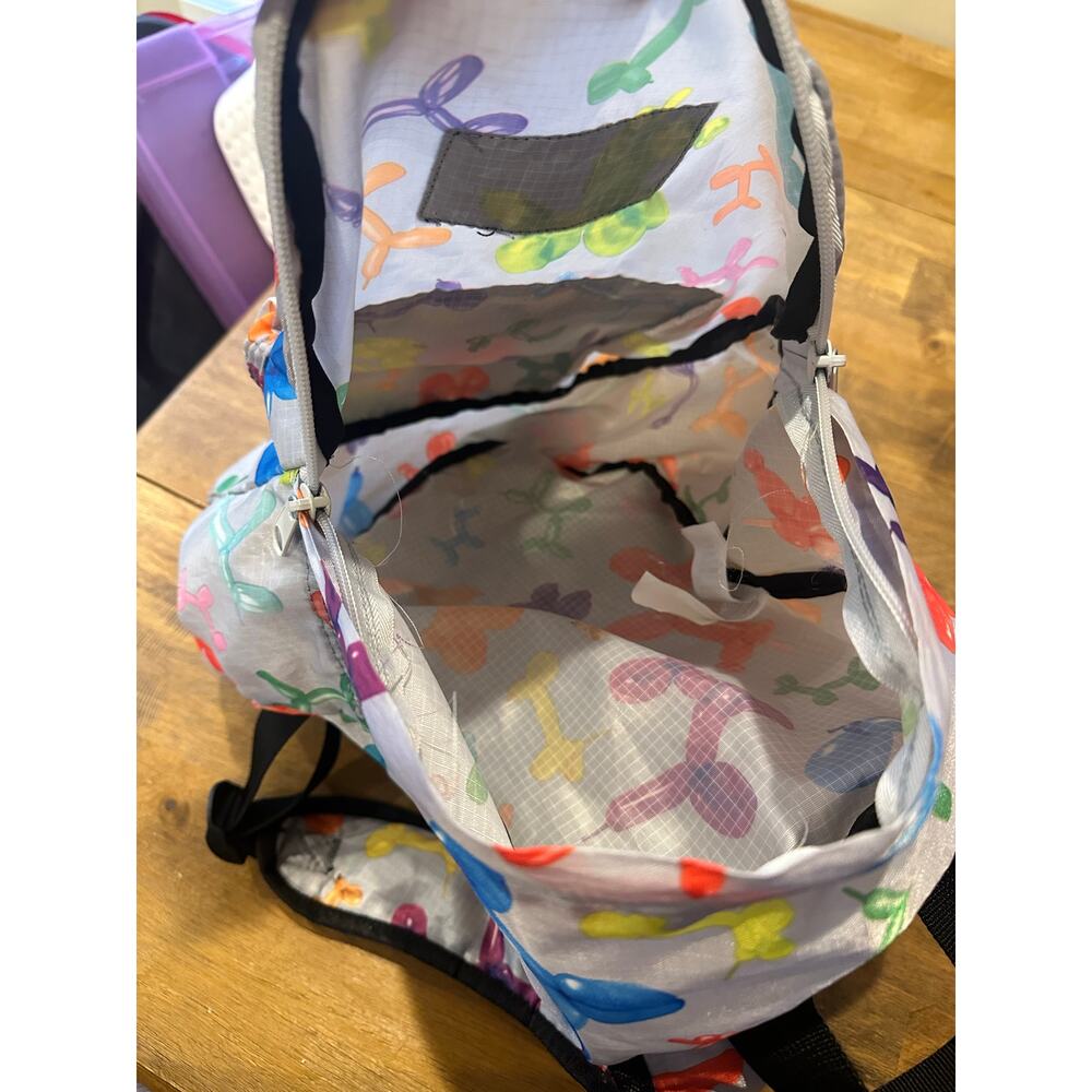 Kavu Balloon Dog Zoo Mini Bag Rare Backpack Petite Pack colorful grey - Picture 6 of 8